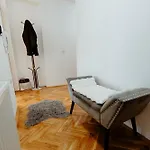 Deja Vu *